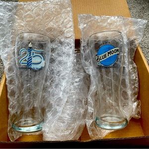 Brand NEW 16 oz BLUE MOON 25th Anniversary beer glasses (One pair) in the box